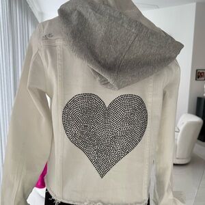 Chic White Denim Jacket with Heart Design